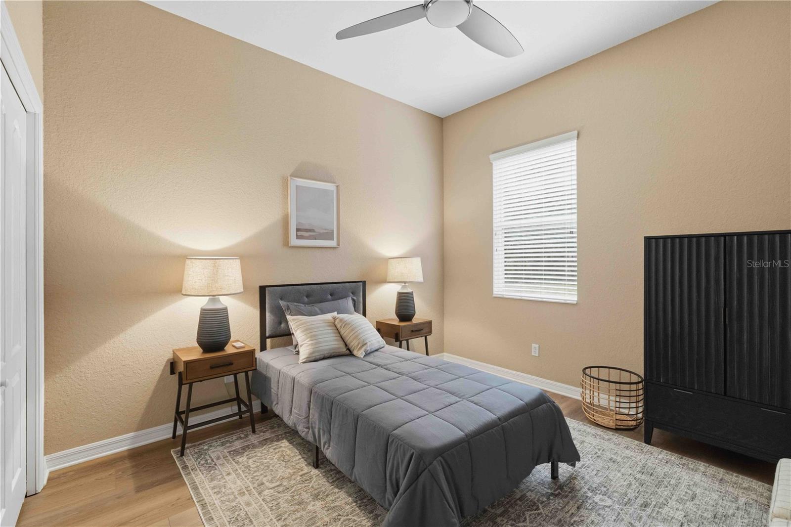 STONEYBROOK AT HERITAGE HARBOUR D-1 - Residential