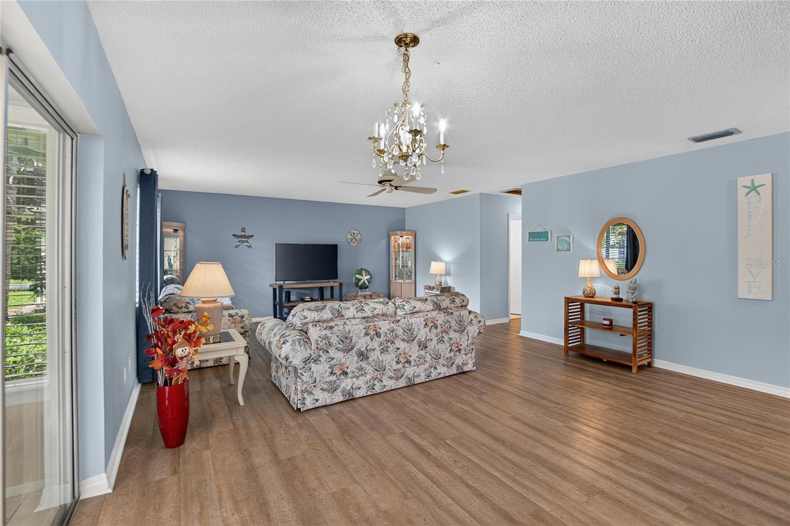 2203 HIGHCLERE CIRCLE 2203
