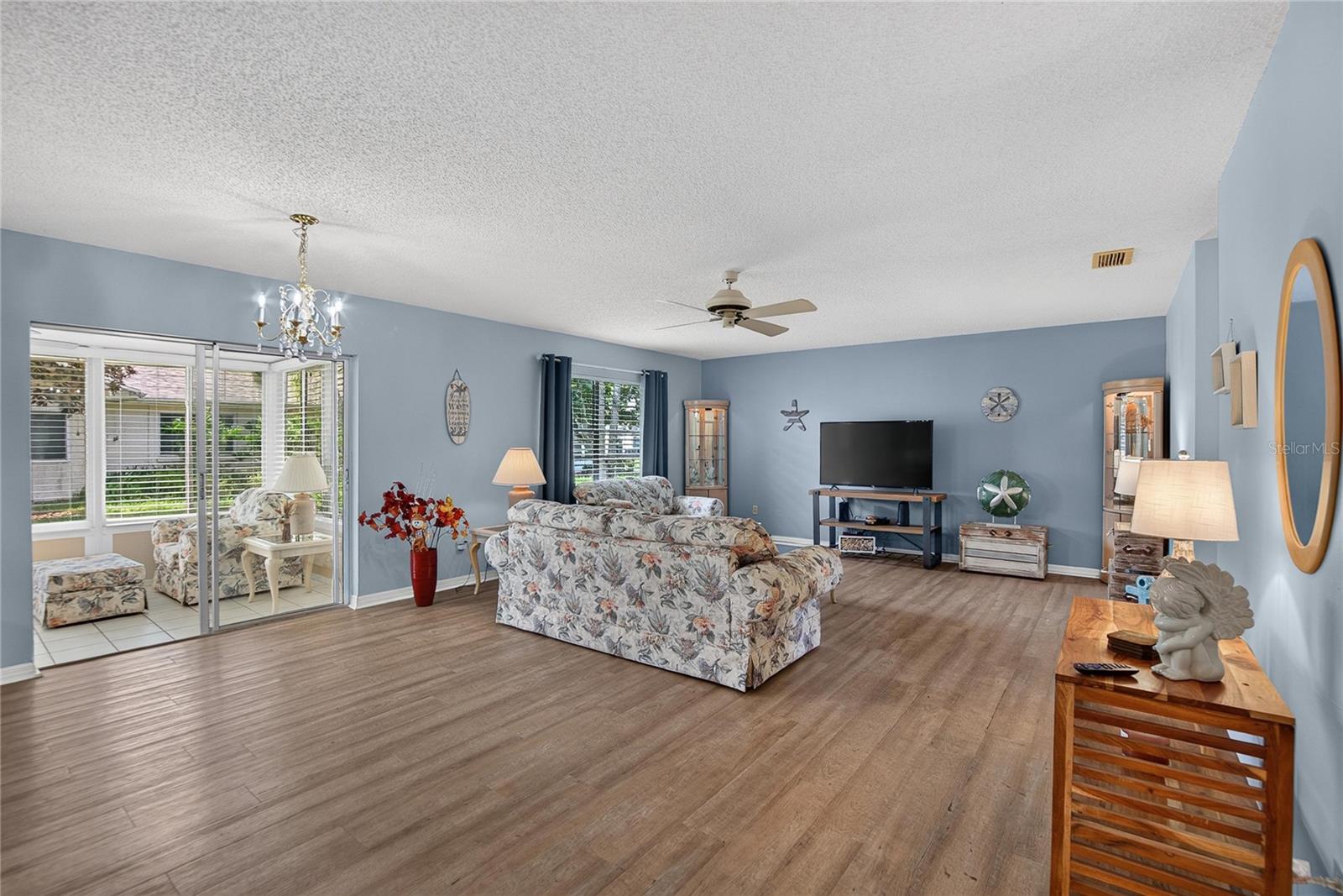 2203 HIGHCLERE CIRCLE 2203