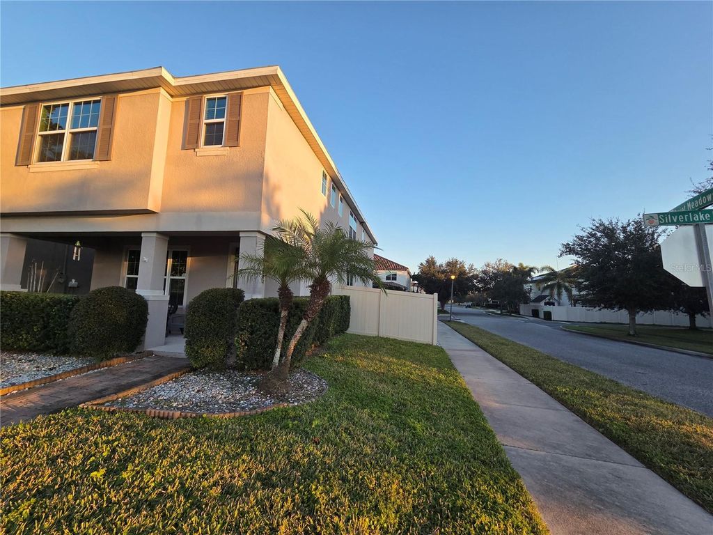 Photo of 11842 Silverlake Park Drive, Windermere, FL 34786 (MLS # O6368823)