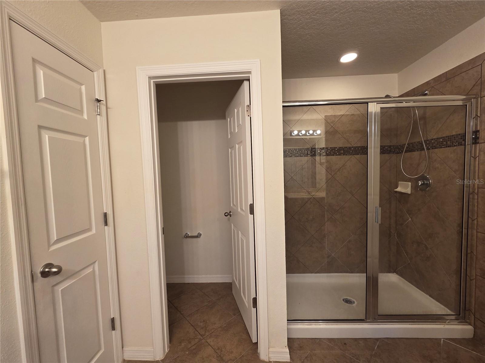 WINDERMERE TRLS PH 1C - Residential Lease