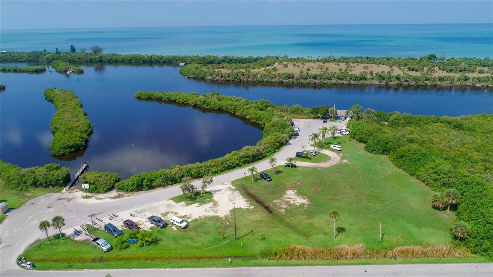 SOUTH VENICE - Residential