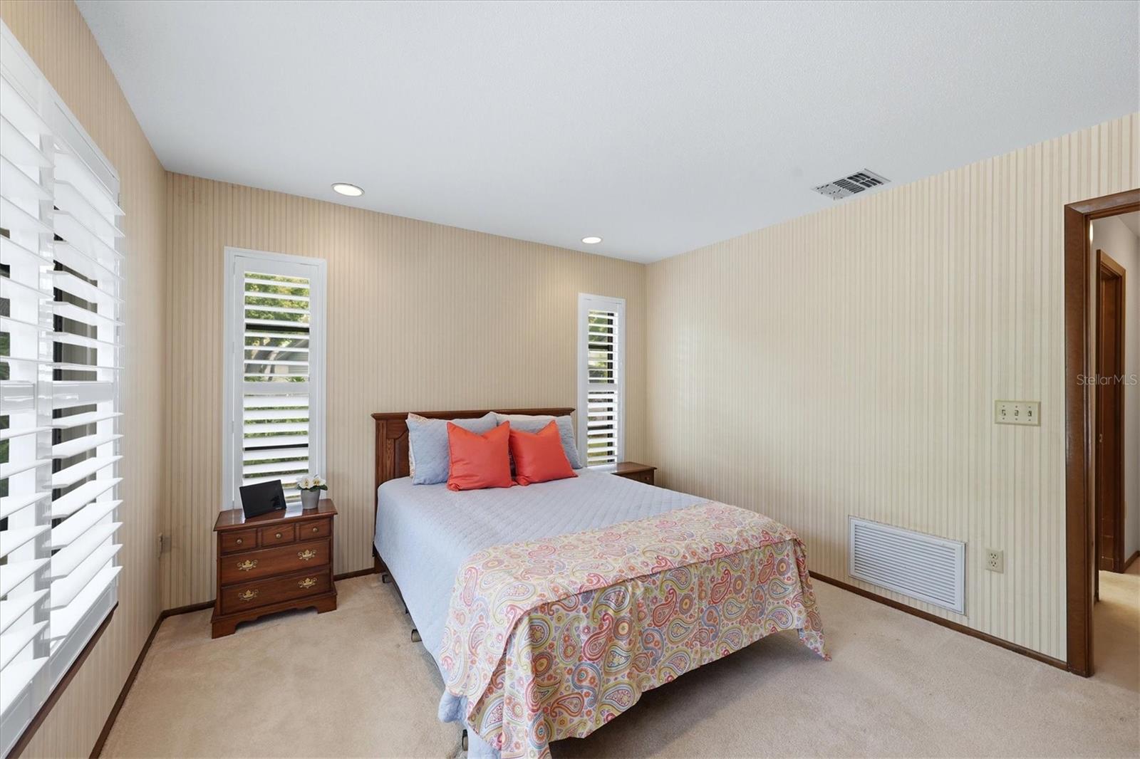 SOUTH VENICE - Residential