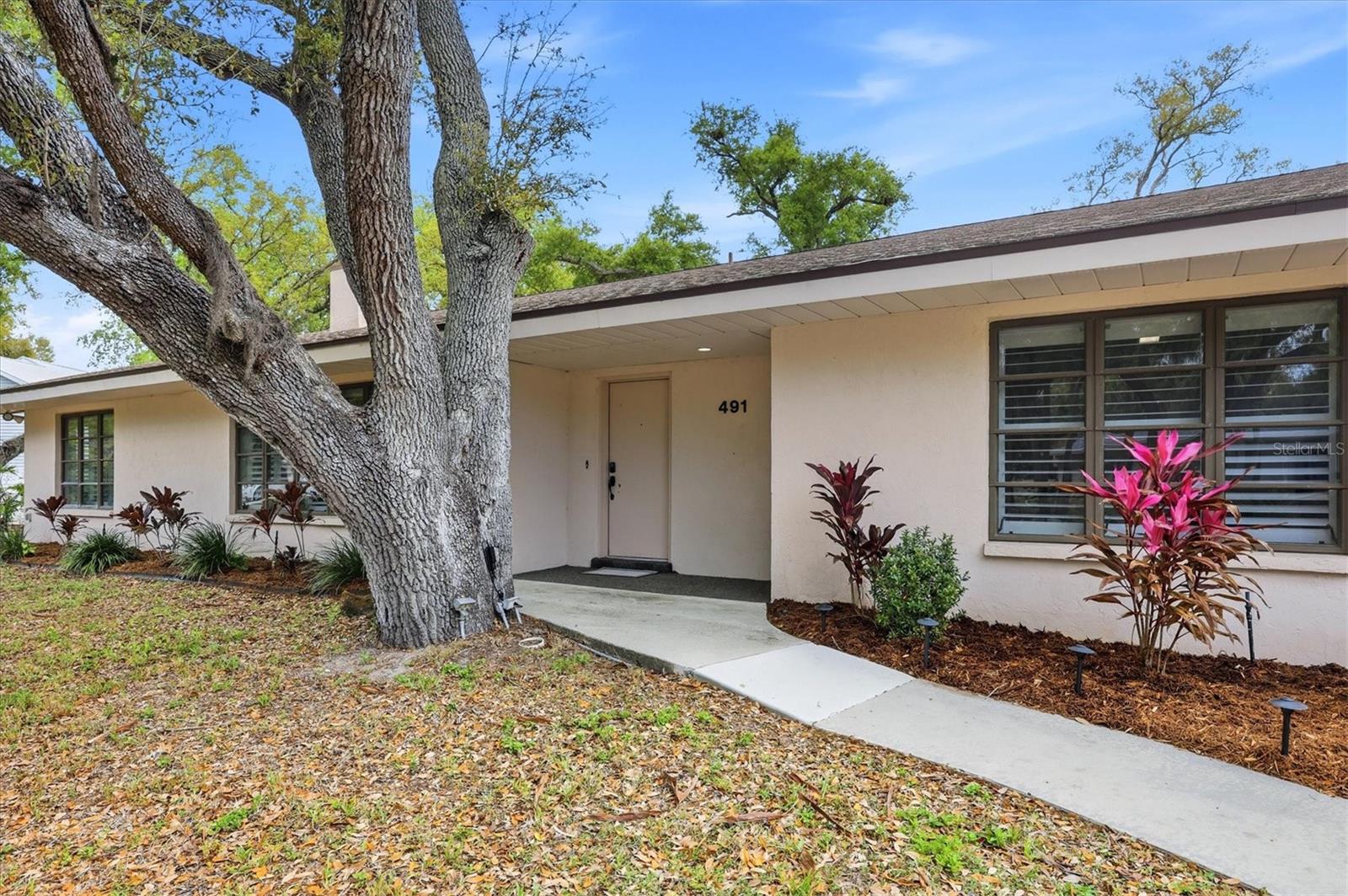 SOUTH VENICE - Residential