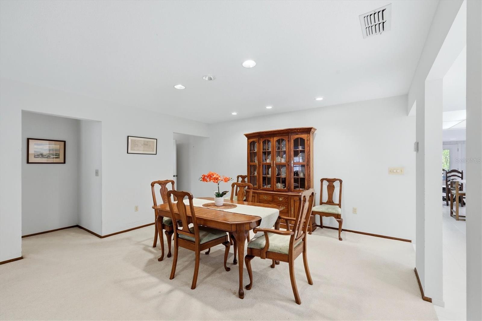 SOUTH VENICE - Residential