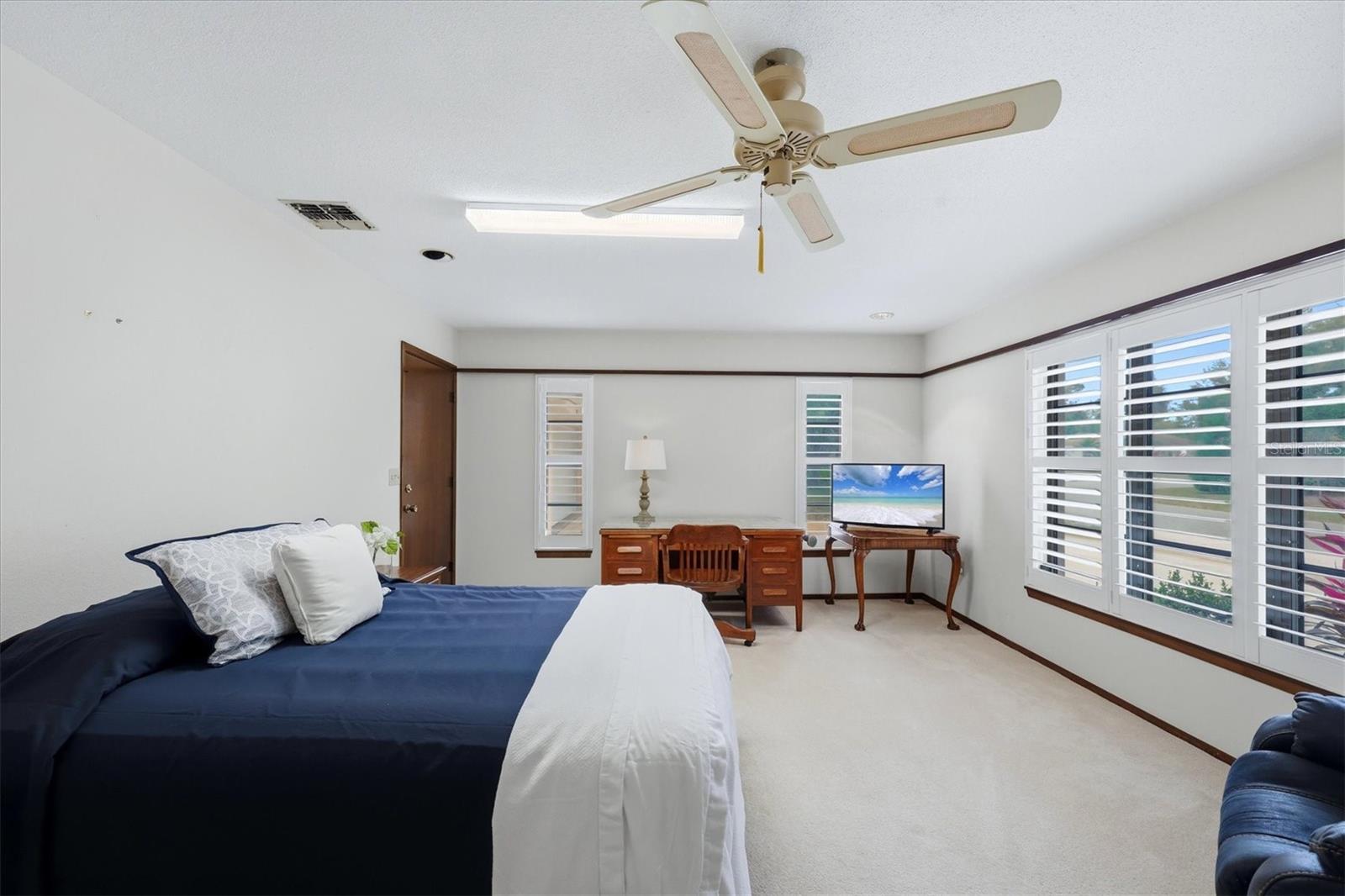 SOUTH VENICE - Residential