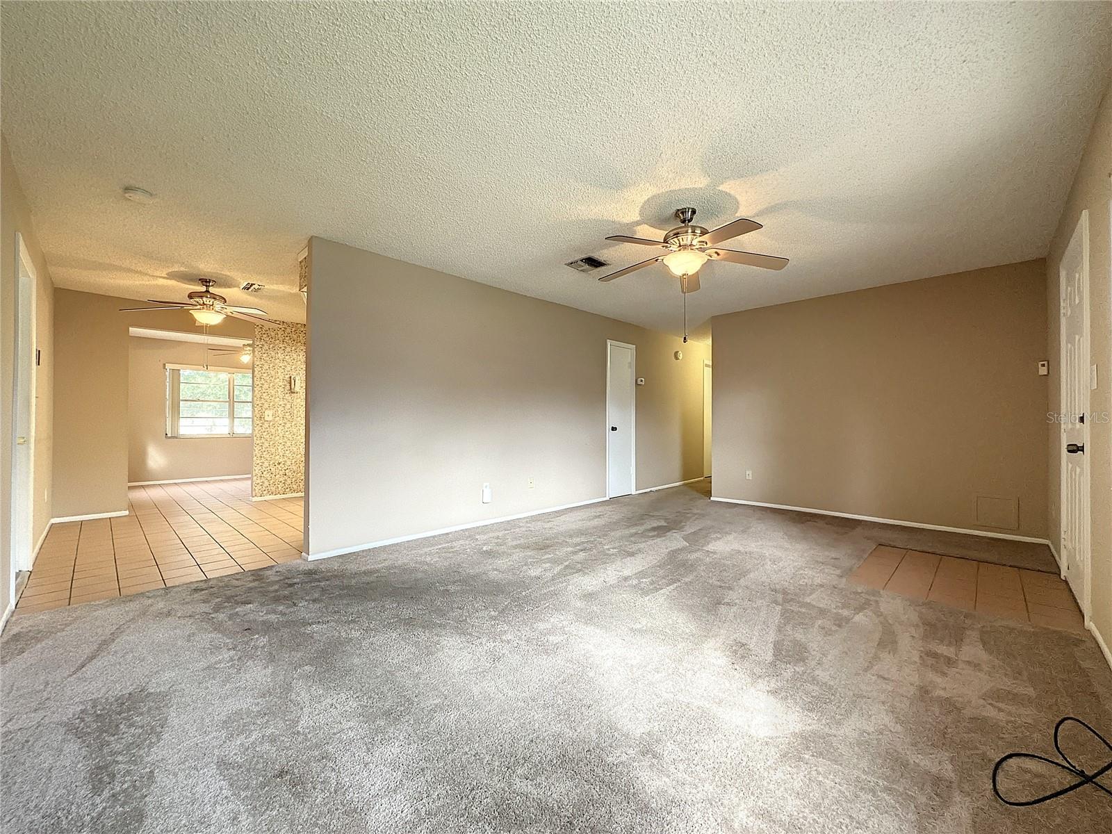 BUENAVENTURA LAKES UNIT 03 - Residential