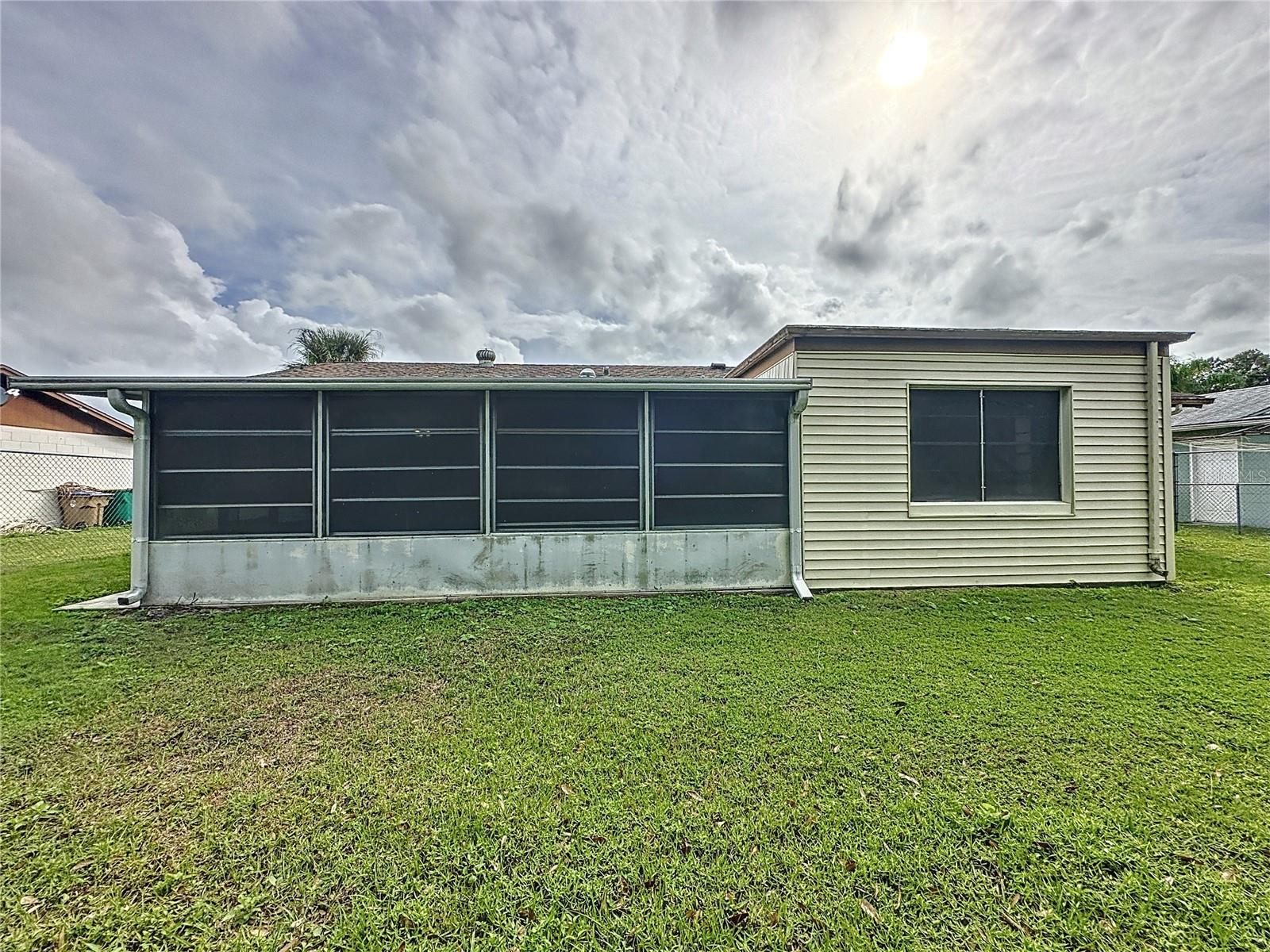 BUENAVENTURA LAKES UNIT 03 - Residential