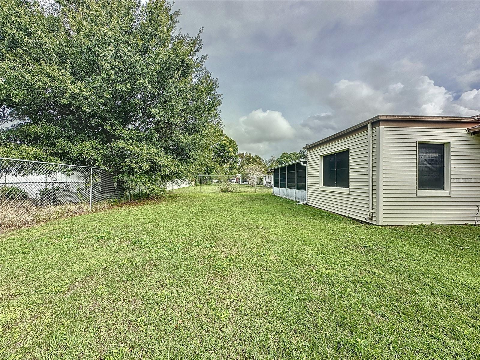 BUENAVENTURA LAKES UNIT 03 - Residential