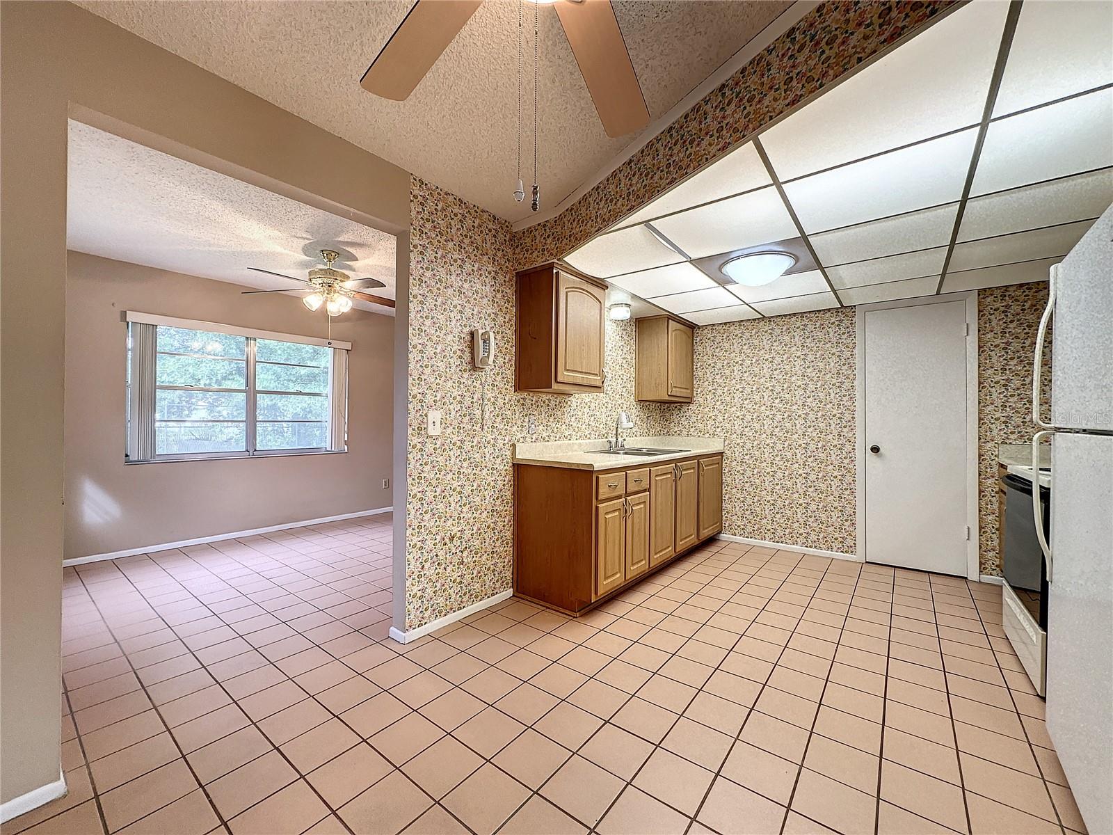 BUENAVENTURA LAKES UNIT 03 - Residential