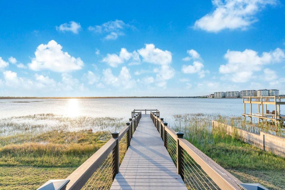 SAND LAKE PRIVATE RESIDENCES CONDO - Residential Lease