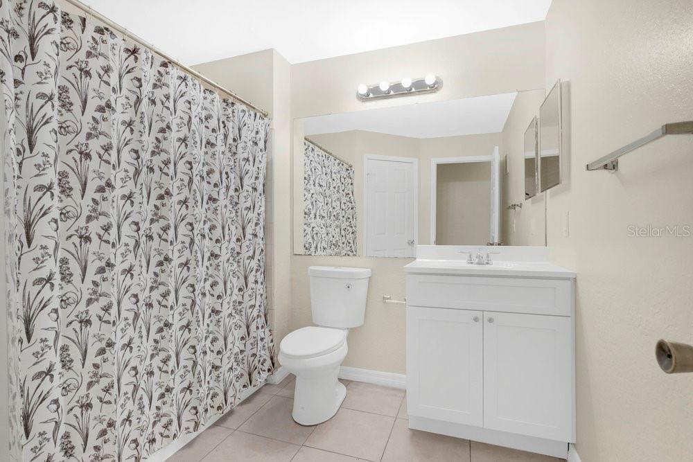 SAND LAKE PRIVATE RESIDENCES CONDO - Residential Lease