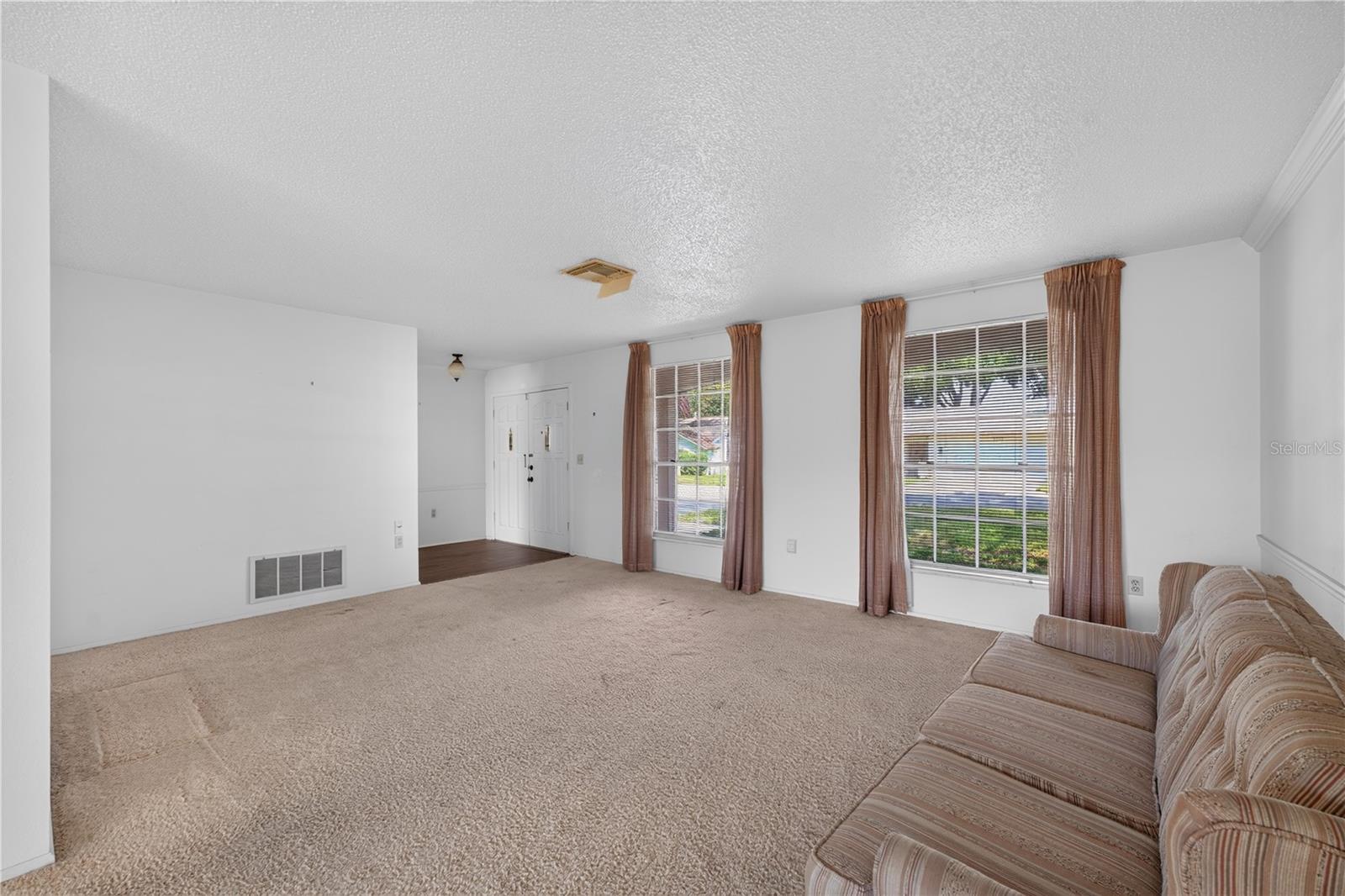 8810 SHOEMAKER LANE