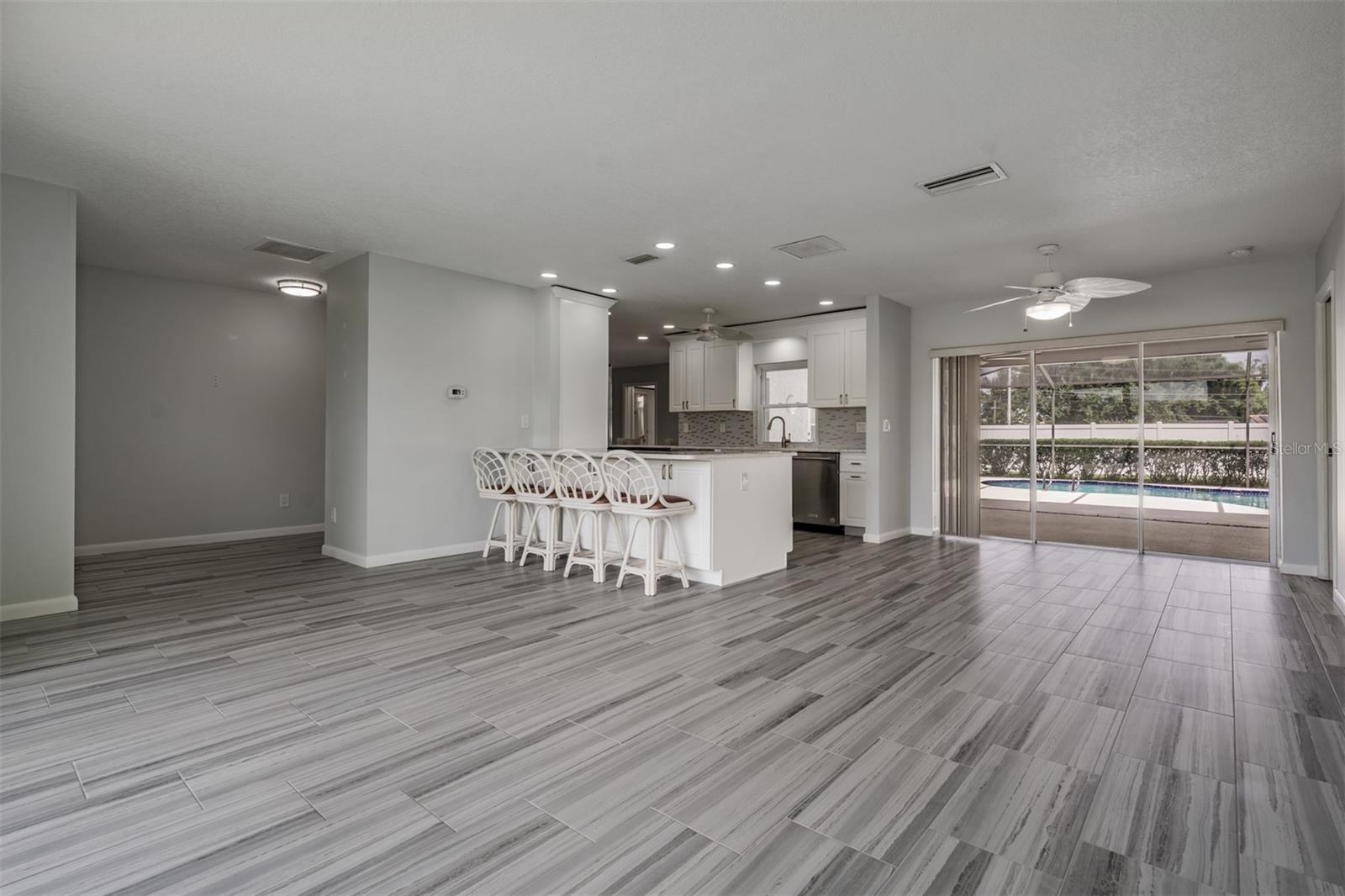 COUNTRYSIDE TR 8 UNIT TWO - Residential