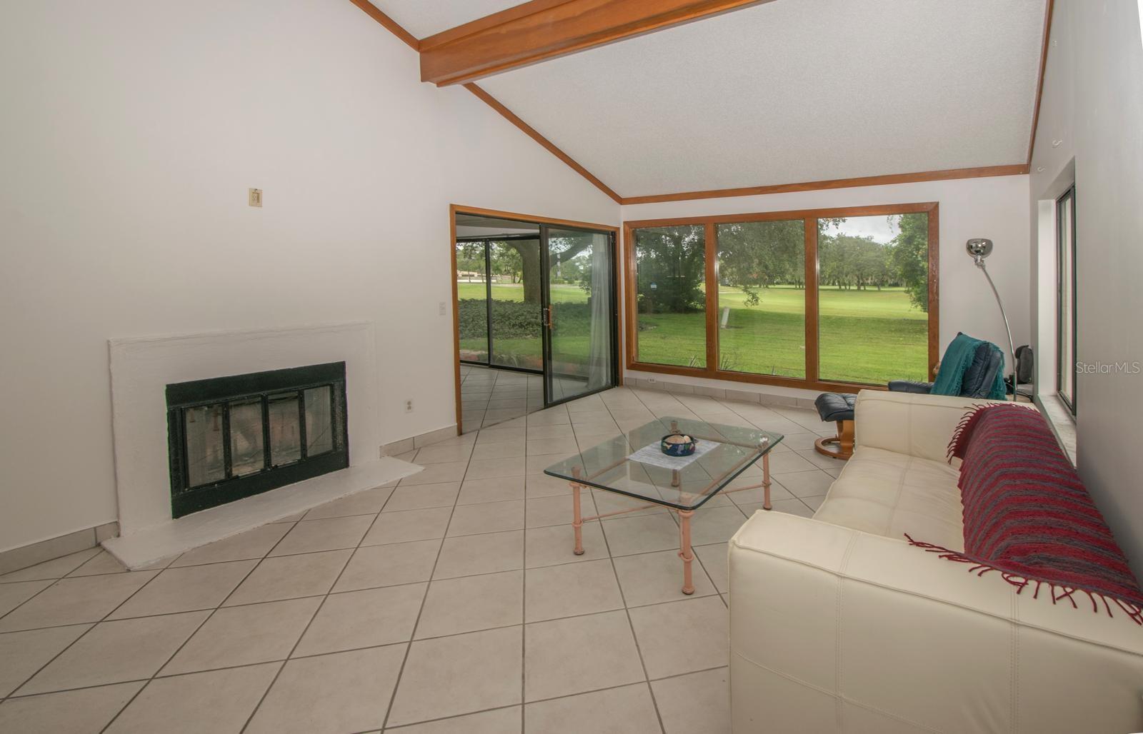 352 GOLFSIDE COVE 352