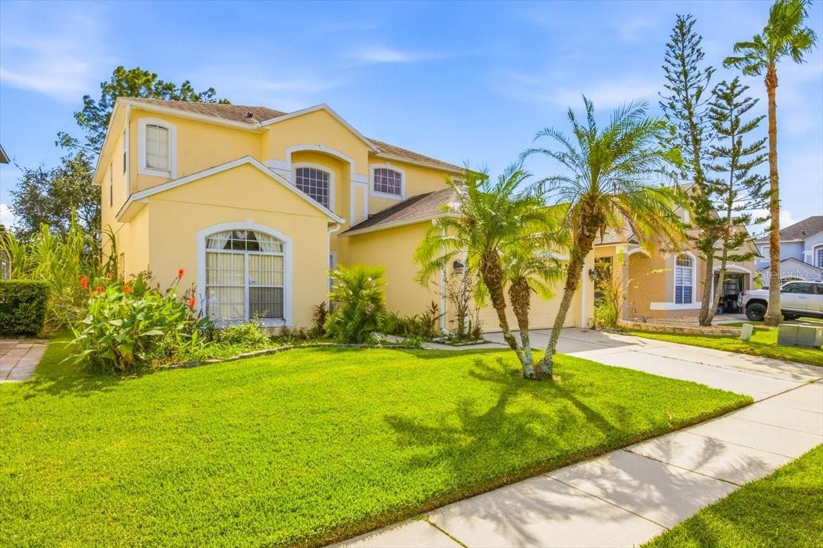 13728 HIDDEN FOREST CIRCLE