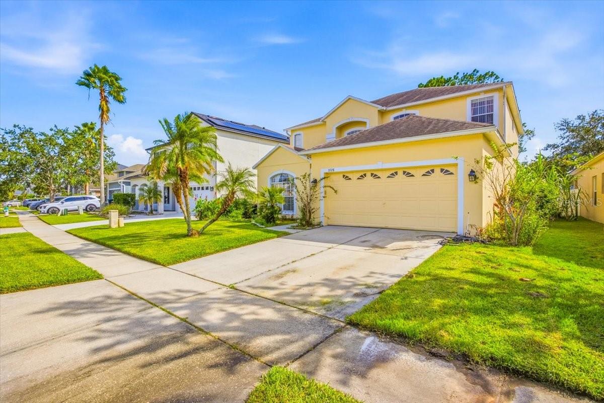 13728 HIDDEN FOREST CIRCLE