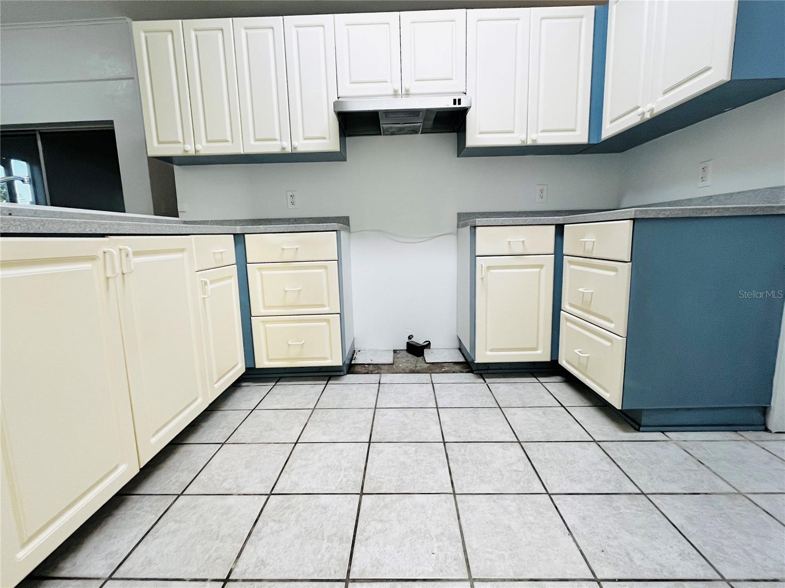 MEADOW LAWN PINELLAS ADD - Residential