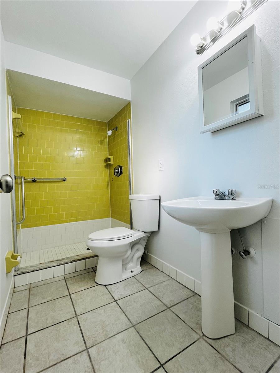 MEADOW LAWN PINELLAS ADD - Residential