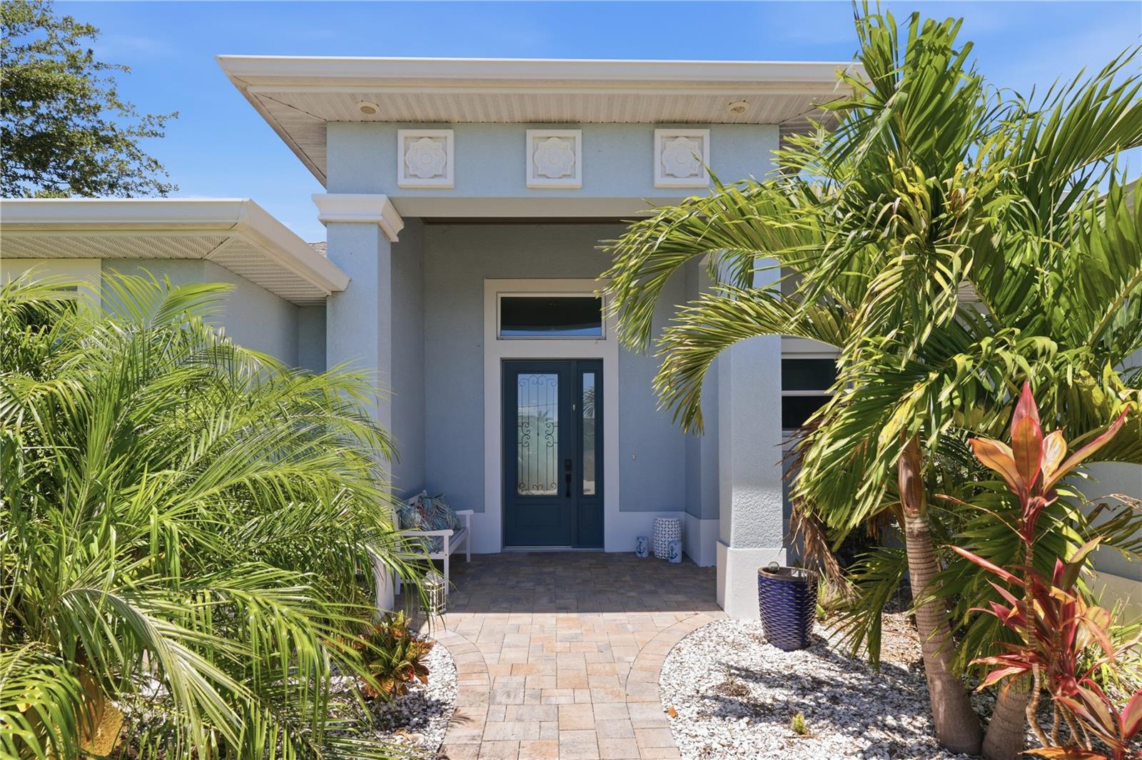 10039 KINGSVILLE DRIVE