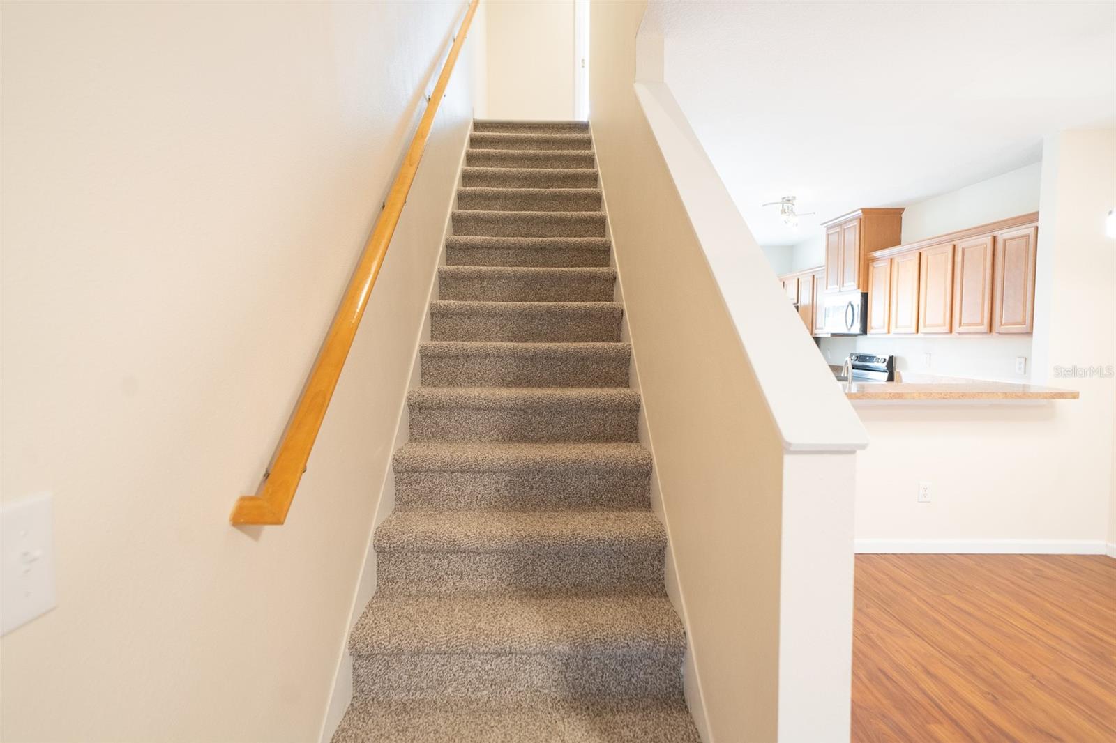 NATURE TERRACE TWNHMS - Residential Lease