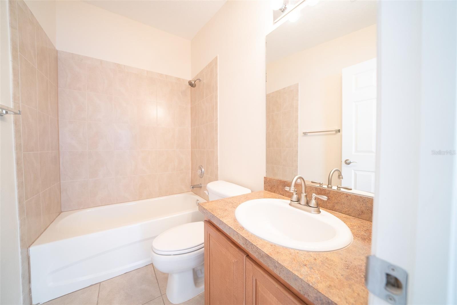 NATURE TERRACE TWNHMS - Residential Lease