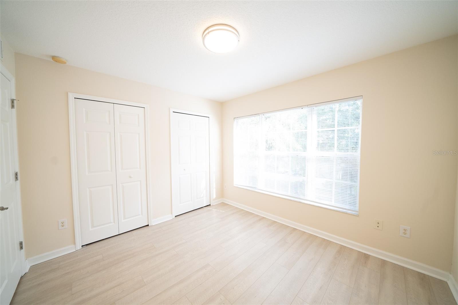 NATURE TERRACE TWNHMS - Residential Lease