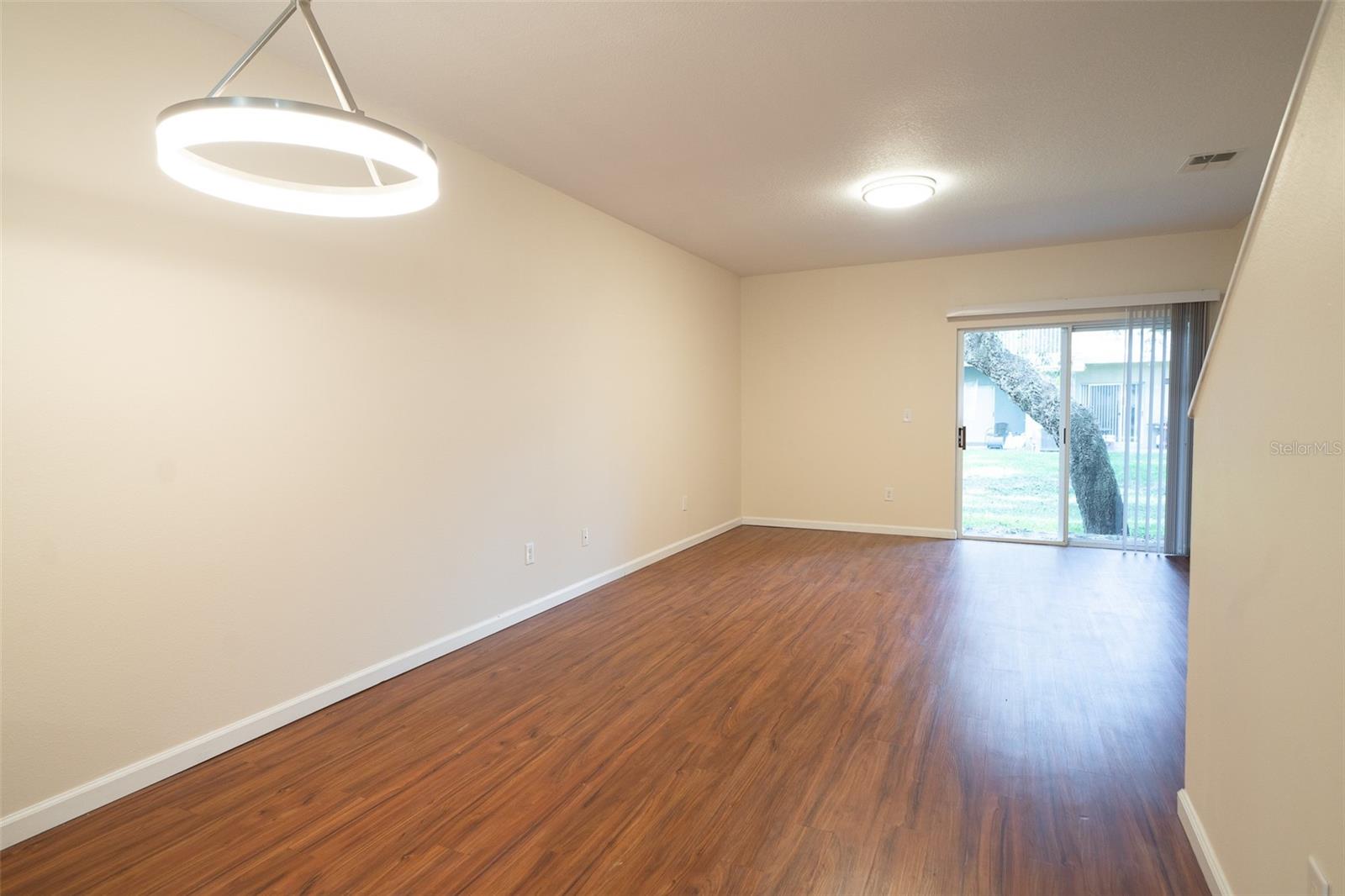 NATURE TERRACE TWNHMS - Residential Lease