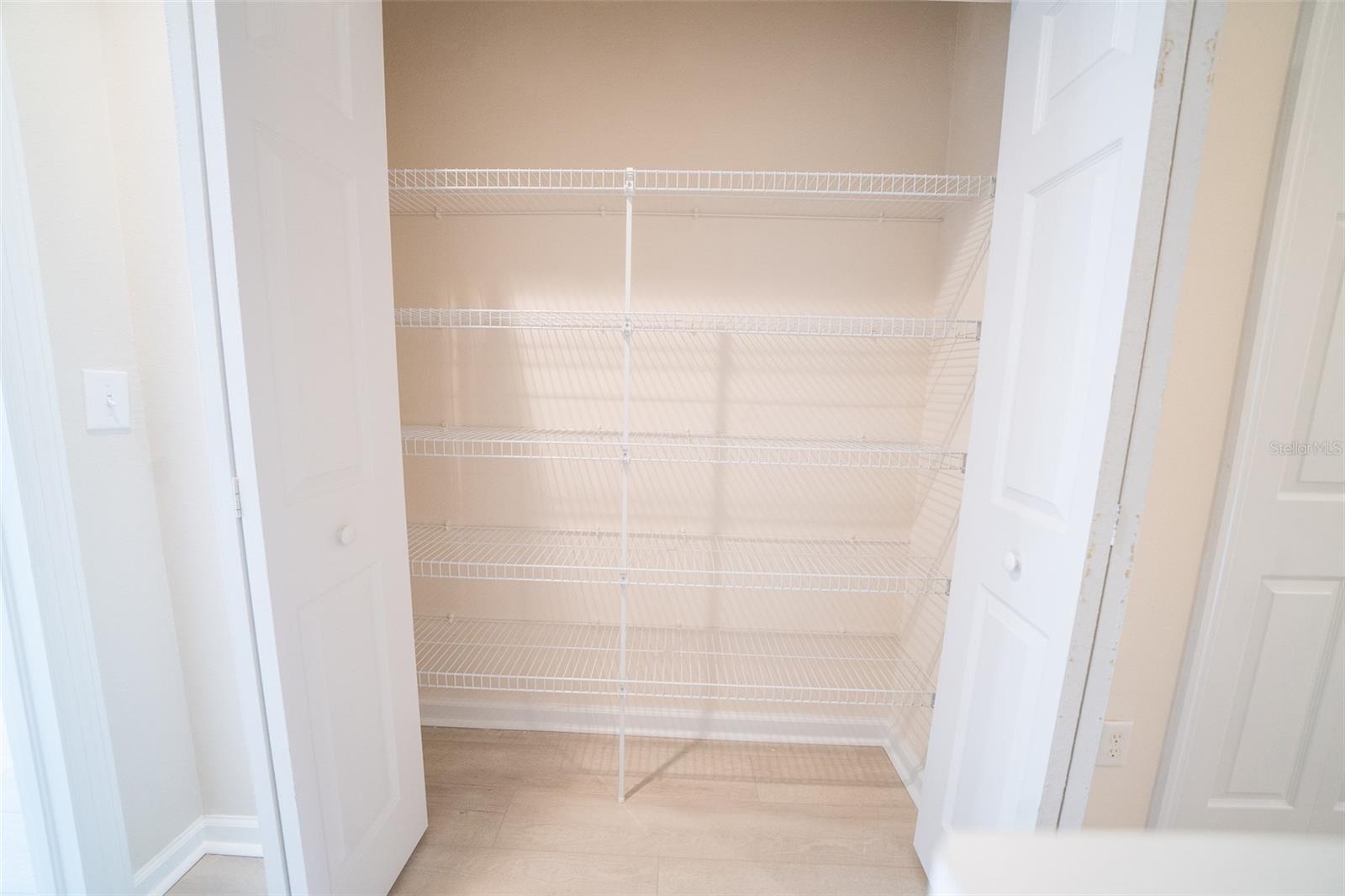 NATURE TERRACE TWNHMS - Residential Lease