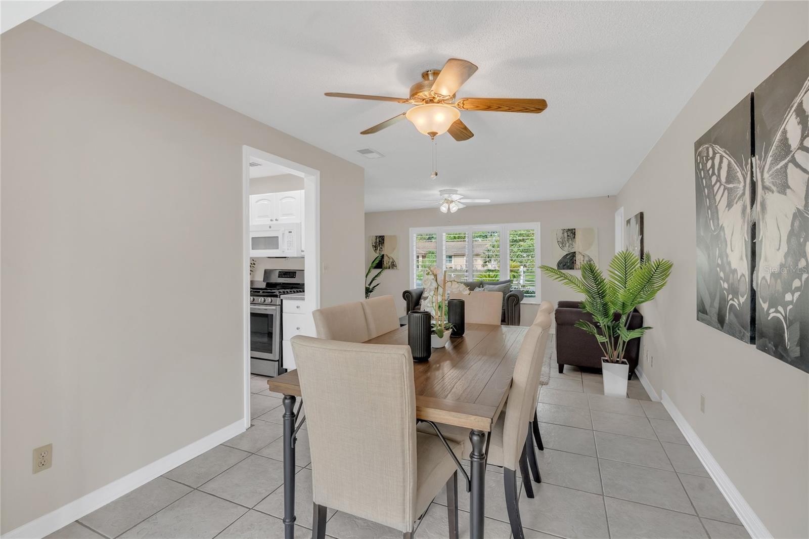 8134 HOOK CIRCLE