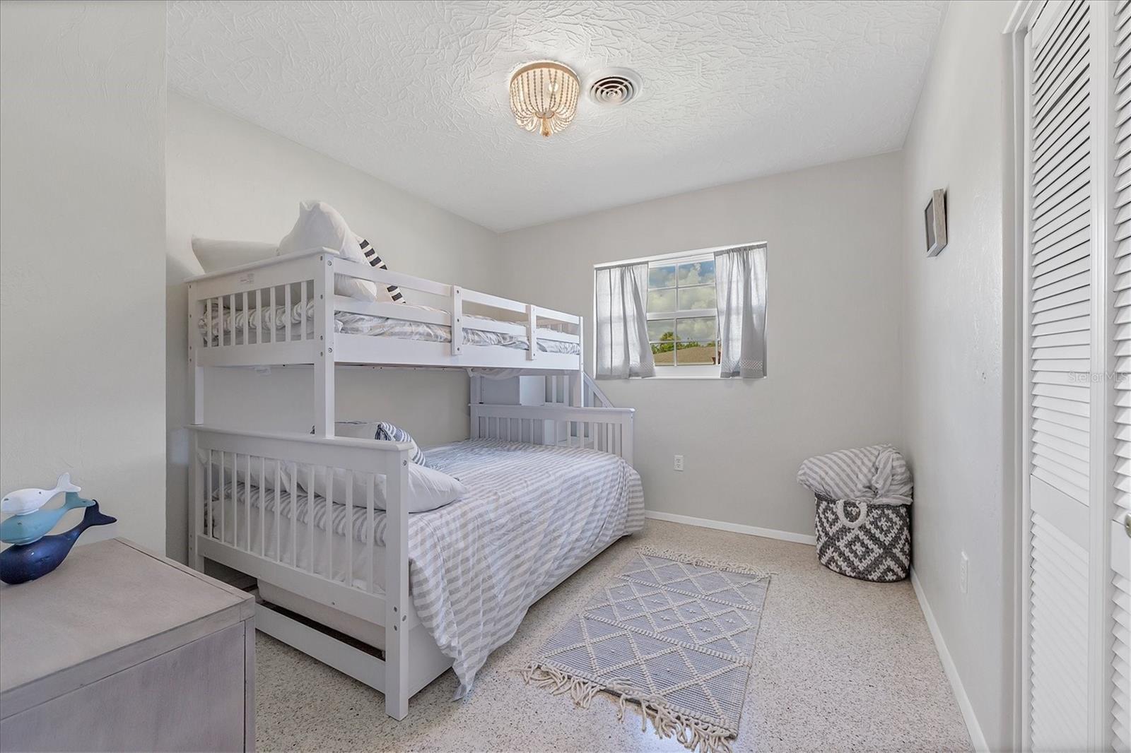 SOUTH GATE - Residential Lease