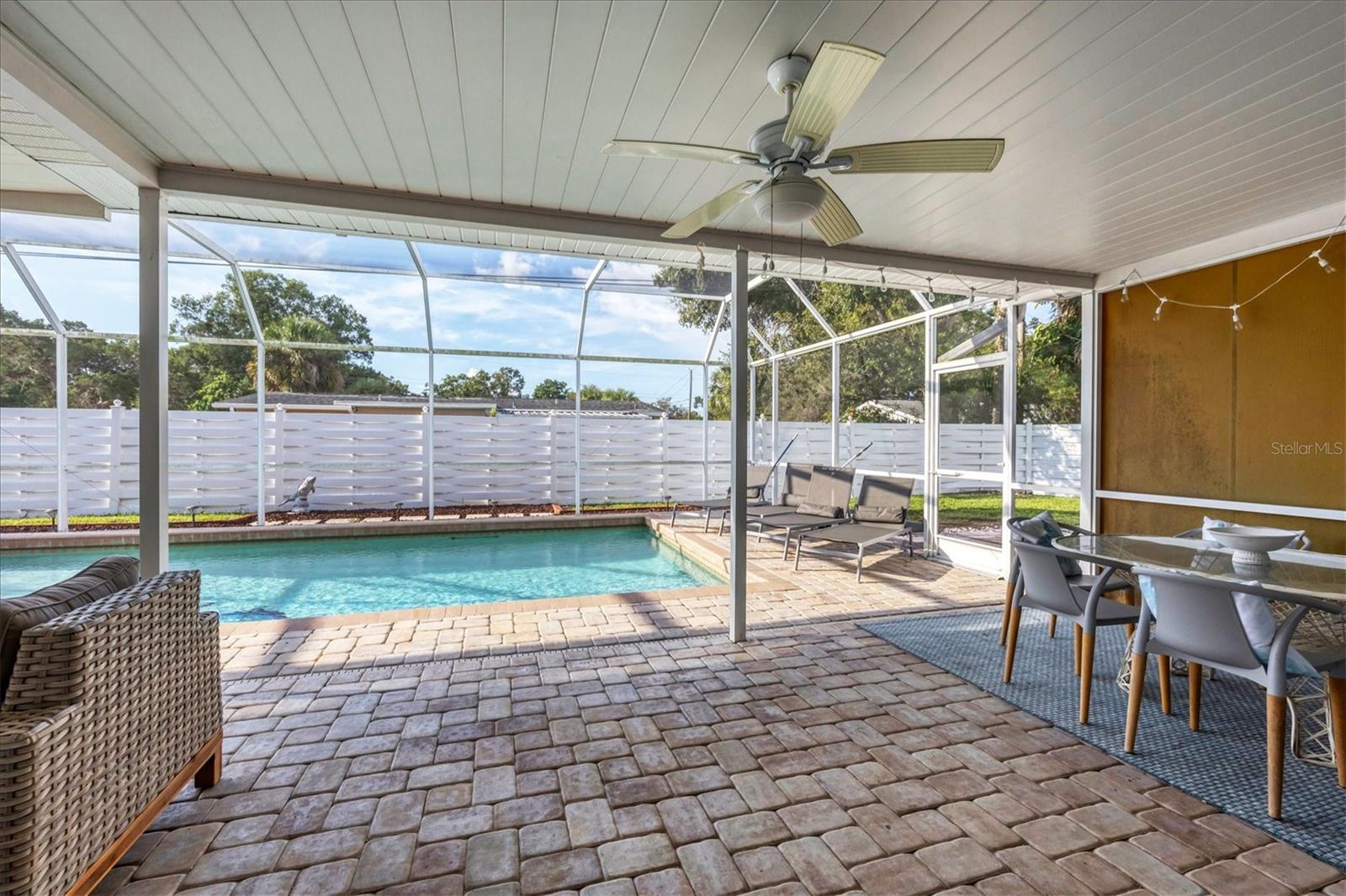 SOUTH GATE - Residential Lease