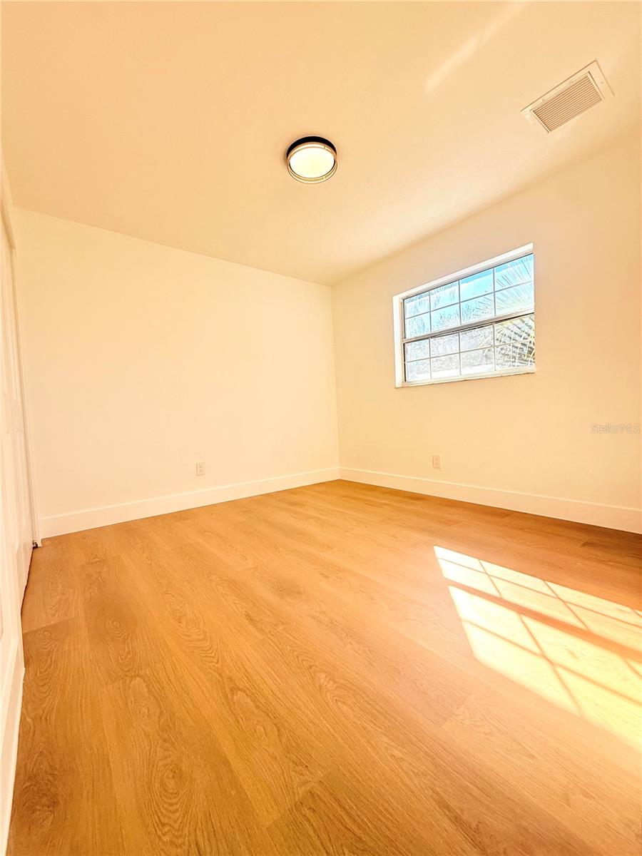 BONNIE BAY UNIT ONE - Residential