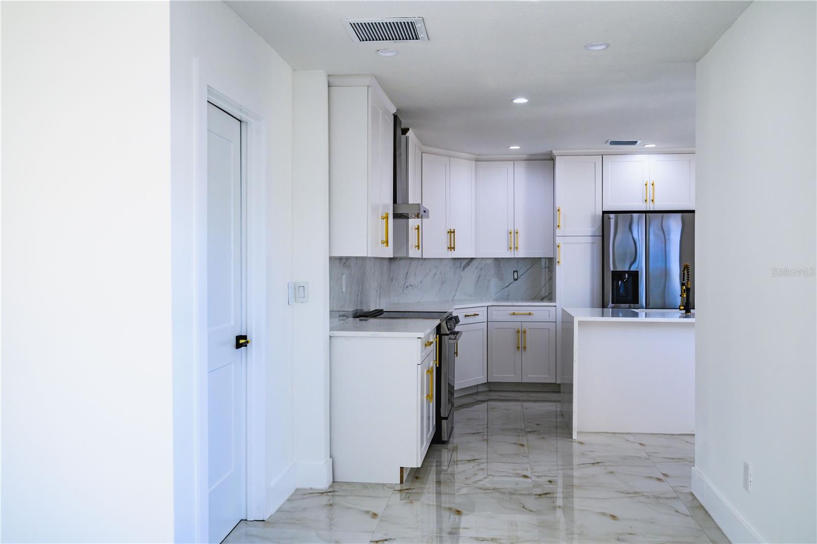 BONNIE BAY UNIT ONE - Residential