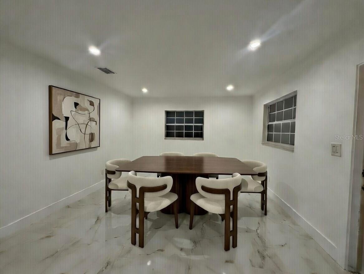 BONNIE BAY UNIT ONE - Residential