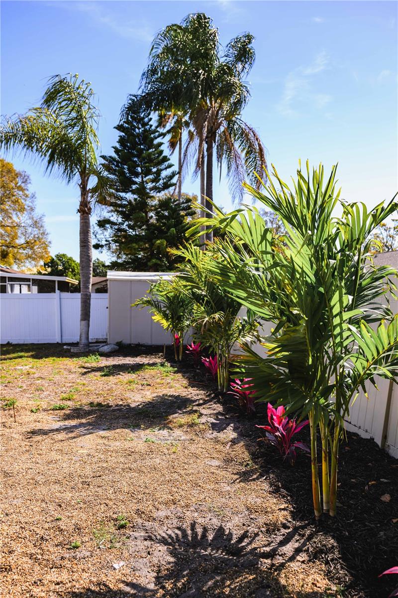 BONNIE BAY UNIT ONE - Residential