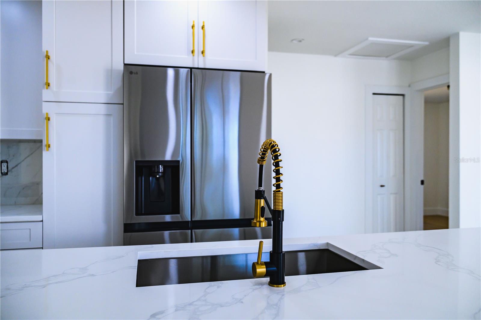 BONNIE BAY UNIT ONE - Residential