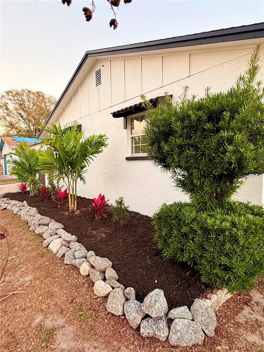 BONNIE BAY UNIT ONE - Residential