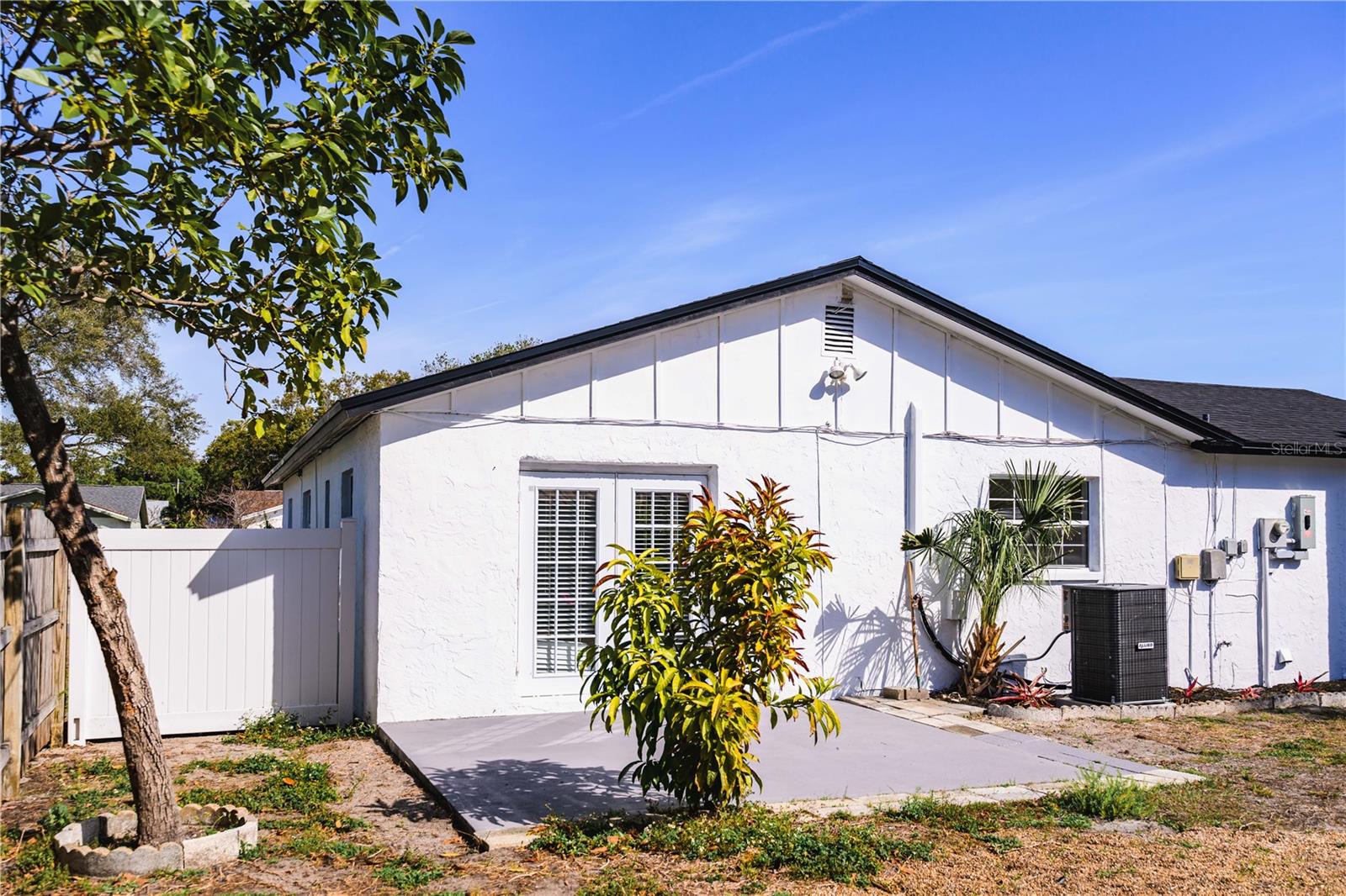 BONNIE BAY UNIT ONE - Residential