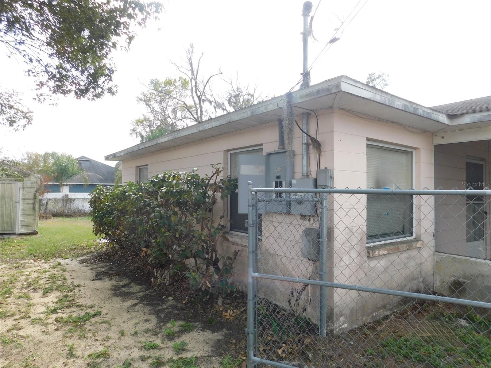 LINCOLN PARK SOUTH - Residential