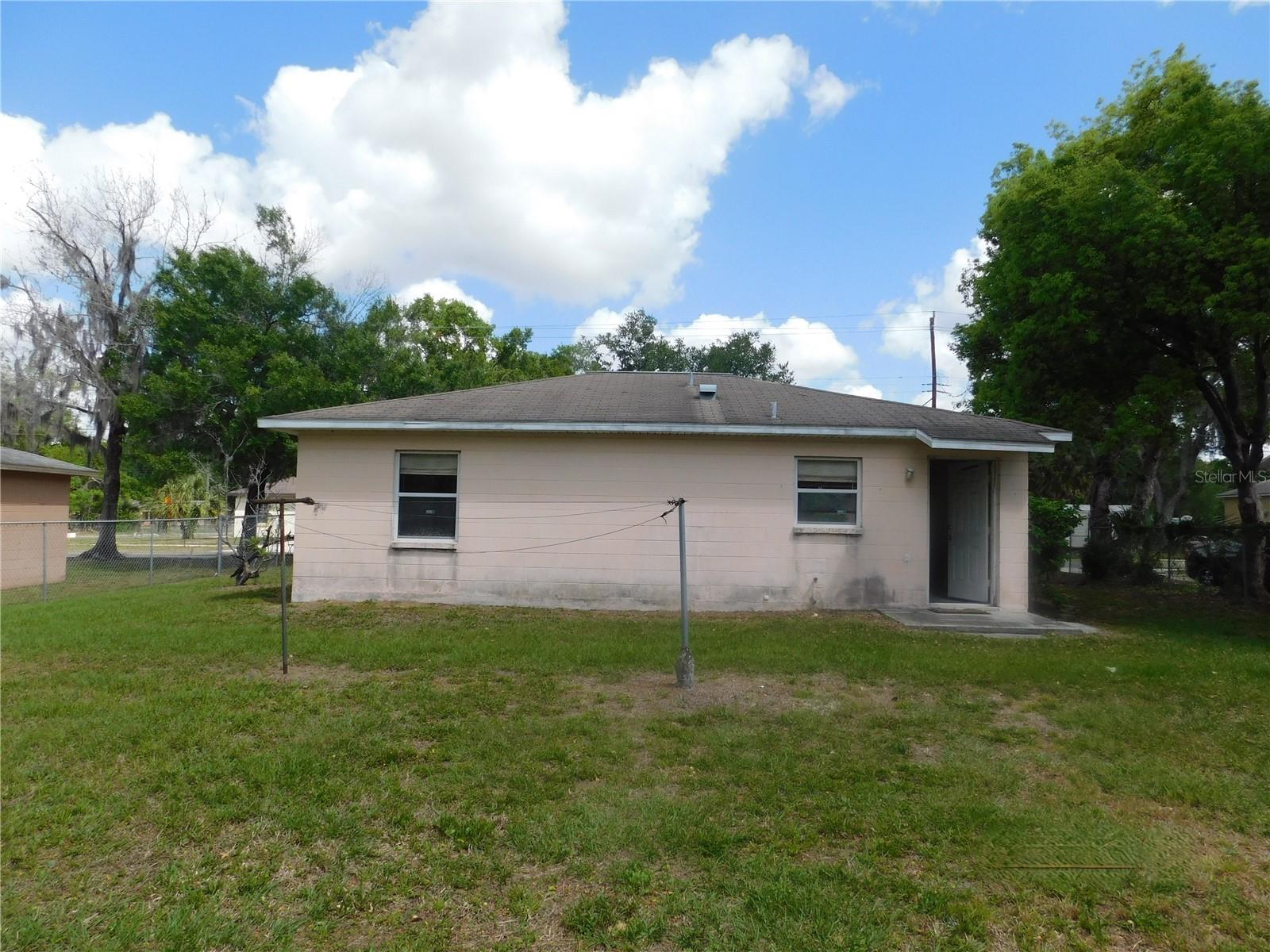 LINCOLN PARK SOUTH - Residential