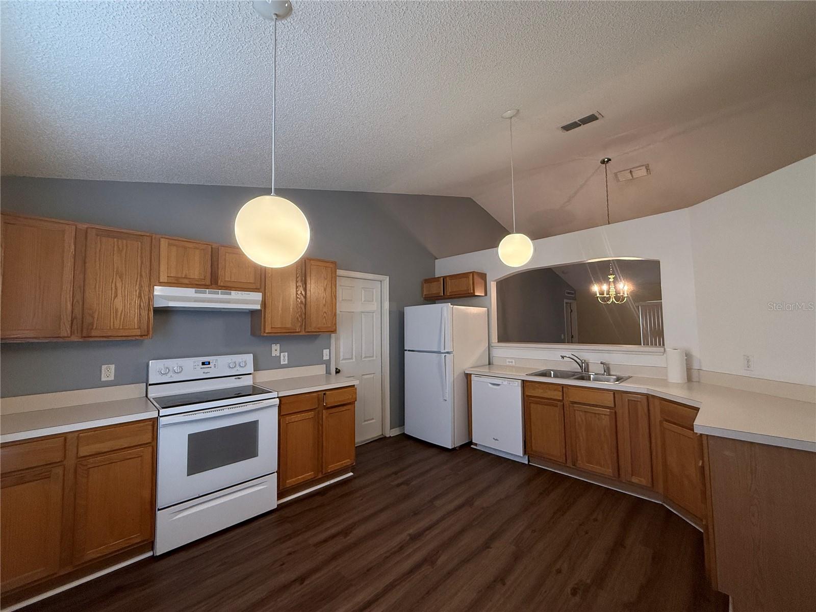 SPRING HILL - Residential Lease