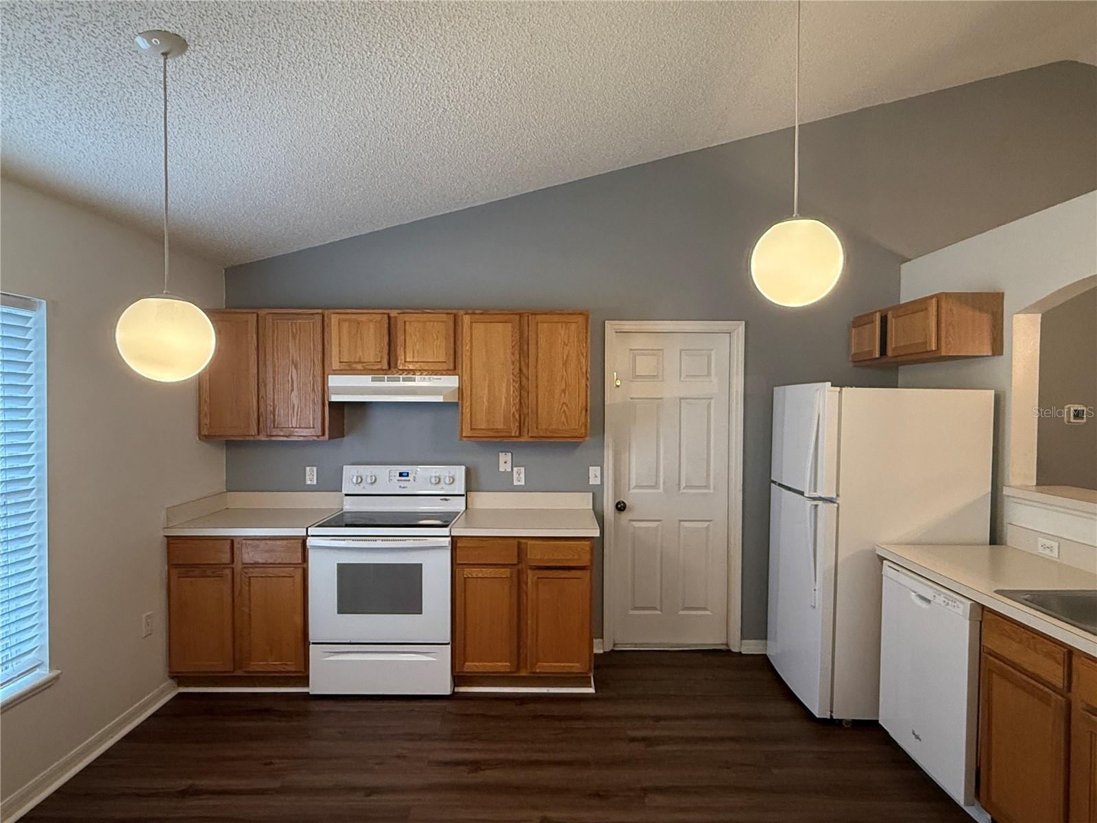 SPRING HILL - Residential Lease