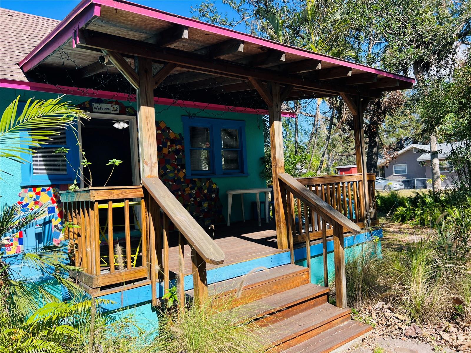 Investment Opportunity: Live/Work/Play Mixed Use. Let your imagination go!