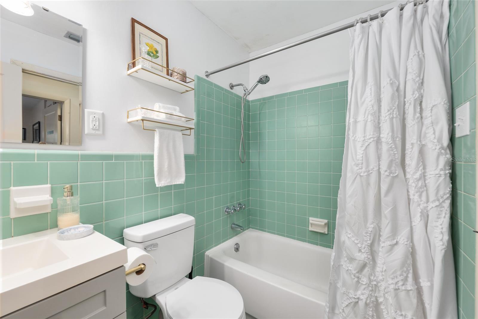 BLACK ACRES - Residential