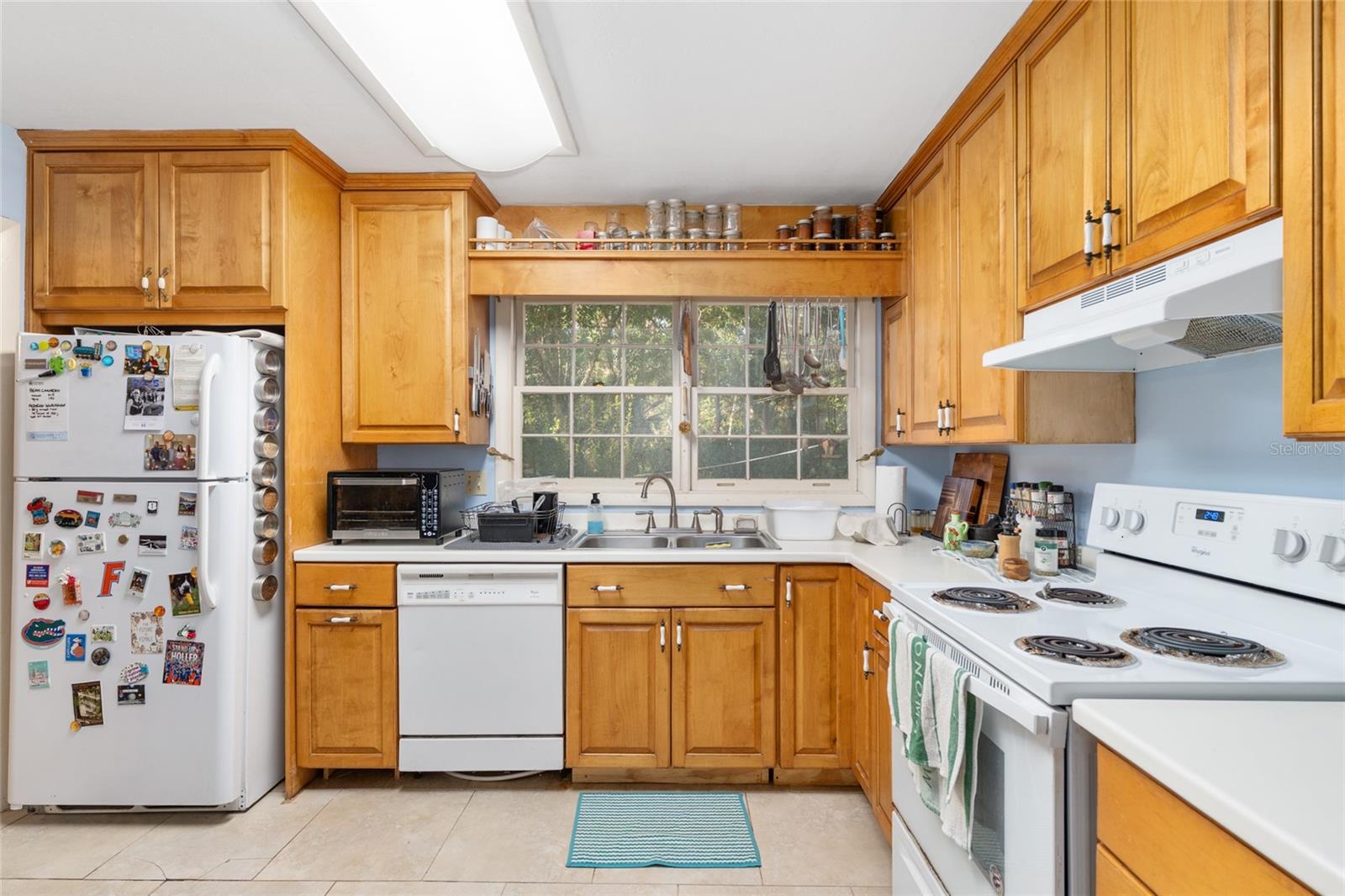 BLACK ACRES - Residential