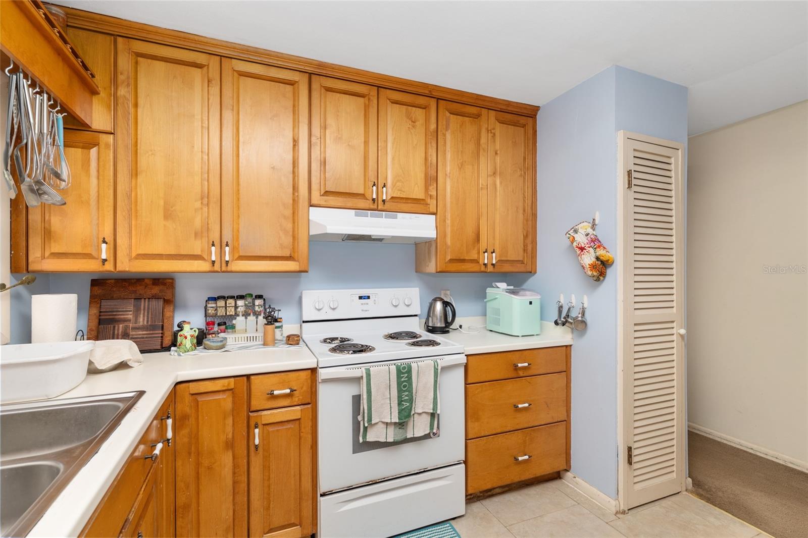 BLACK ACRES - Residential