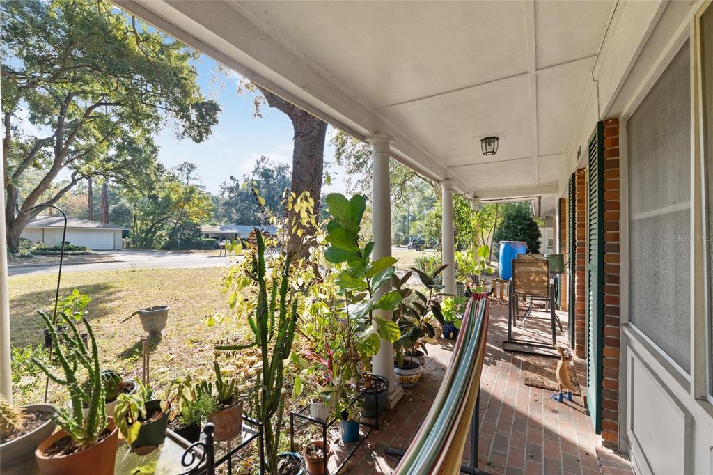 Photo of 3018 NW 2nd Avenue, Gainesville, FL 32607 (MLS # GC535552)