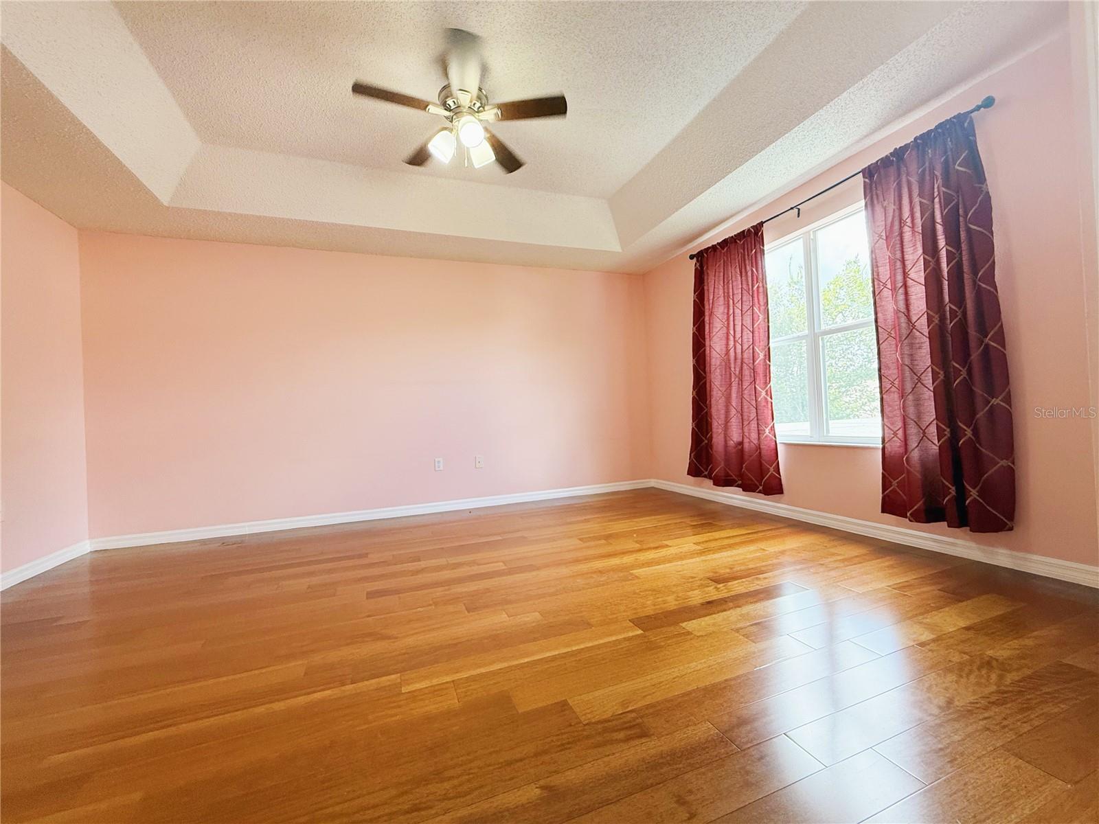 PARKSTONE UNIT 4 - Residential