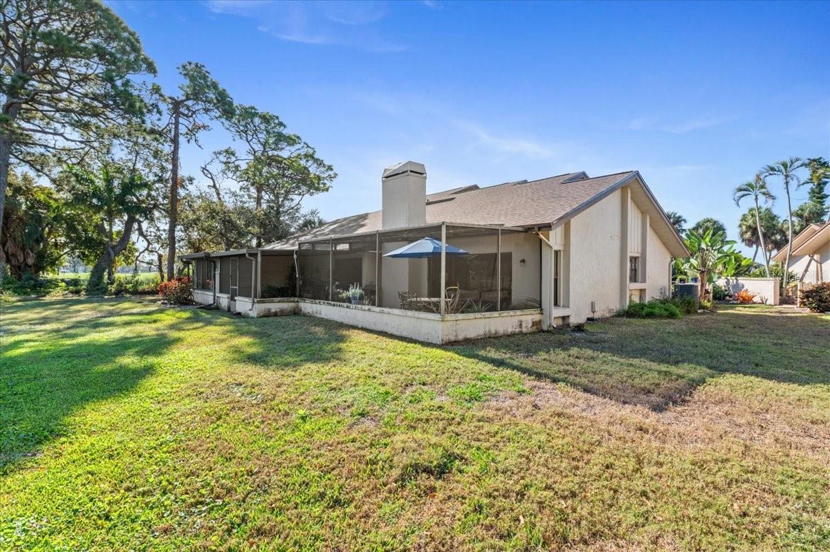 FAIRWAYS TWNHS & VILLAS - Residential